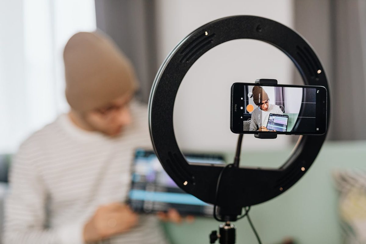 Captivating Audiences with Interactive and Ephemeral Content